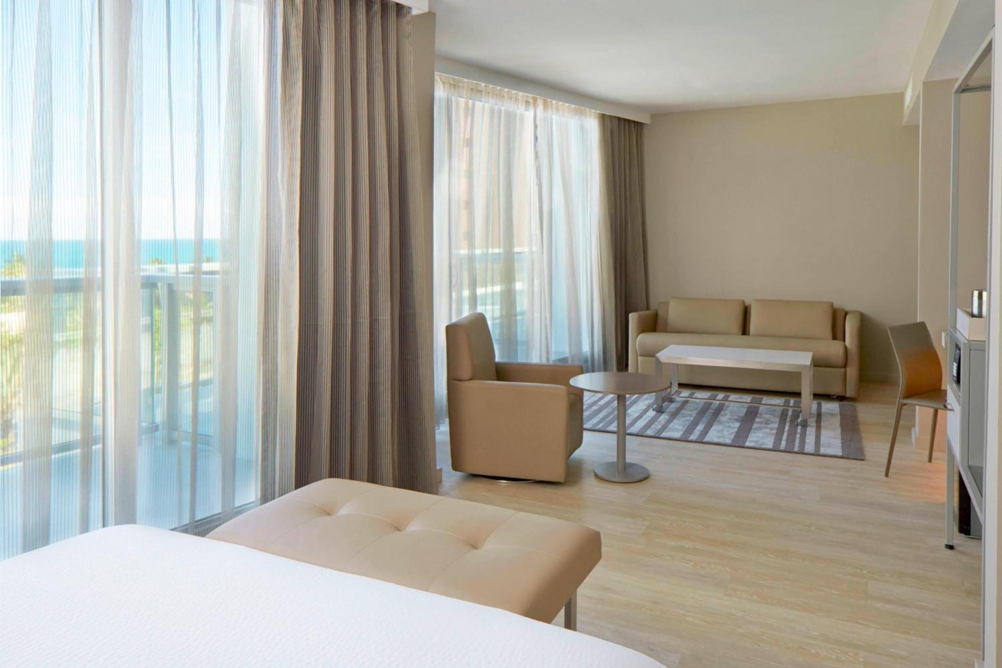 Ac Hotel By Marriott Miami Beach Exterior photo