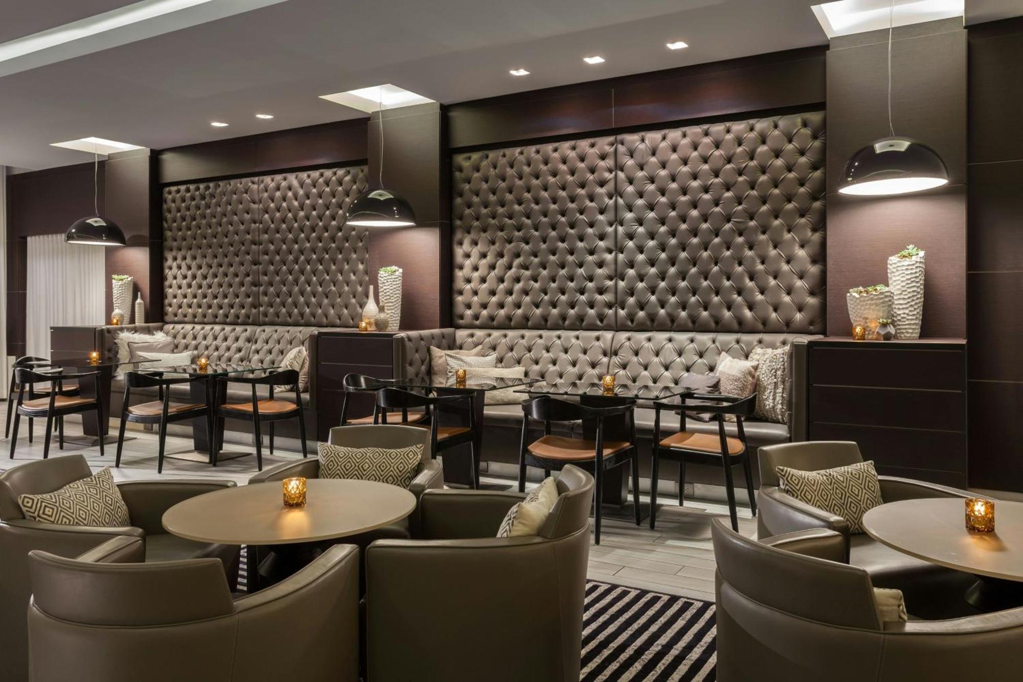 Ac Hotel By Marriott Miami Beach Exterior photo